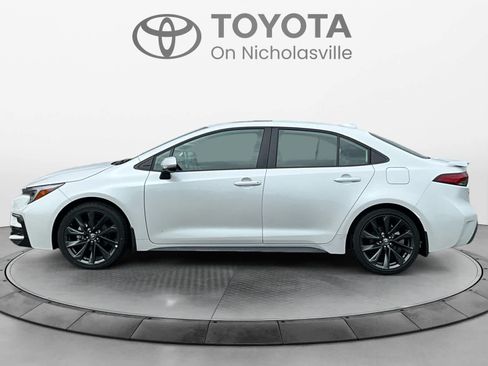 Used 2026 Toyota Corolla XSE FWD image 2