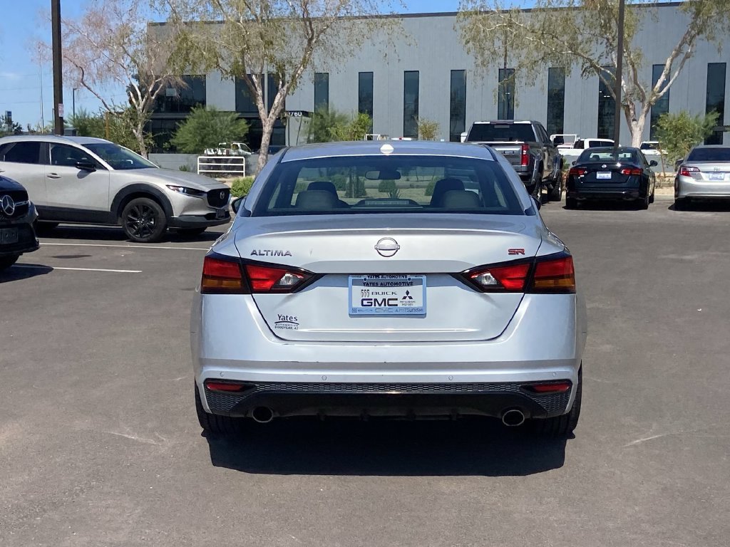 Used 2024 Nissan Altima 2.5 SR FWD image 5