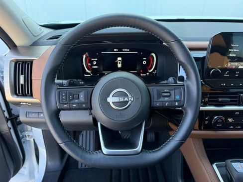 Certified 2025 Nissan Pathfinder Platinum w/ Cargo Package image 18