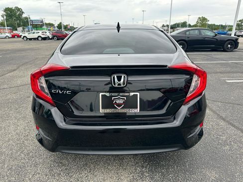 Used 2017 Honda Civic EX-T image 5
