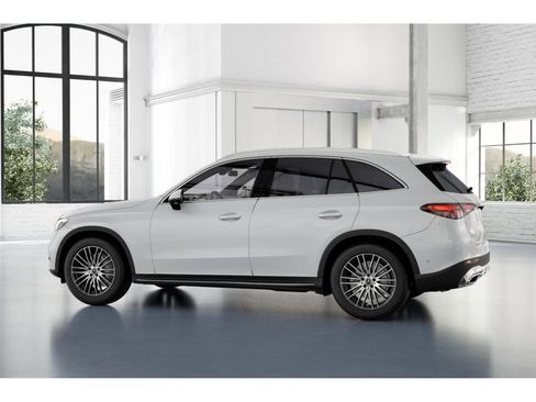 New 2026 Mercedes-Benz GLC 300 4MATIC image 32