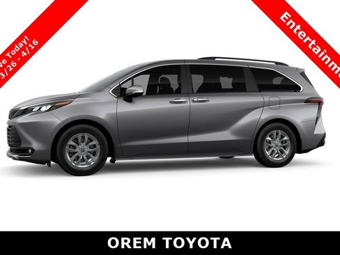 New 2026 Toyota Sienna XLE image 3