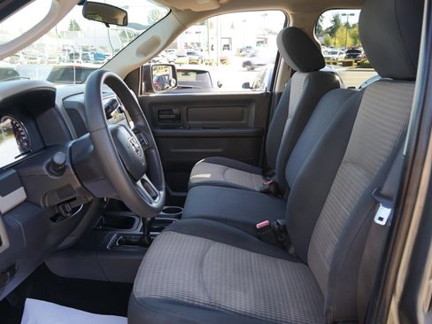 Used 2012 RAM 2500 ST w/ Chrome Appearance Group AWD/4WD image 13