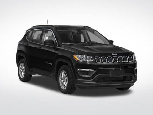 Used 2020 Jeep Compass Latitude image 6