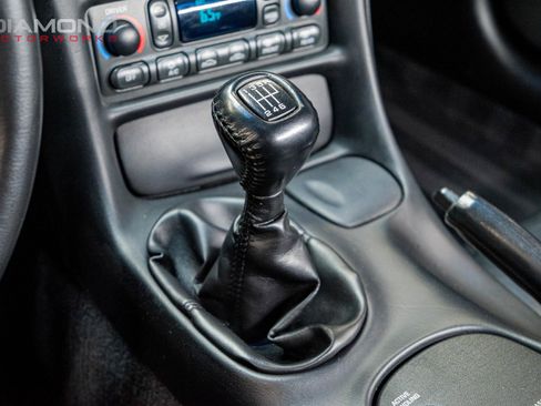 Used 2004 Chevrolet Corvette Z06 w/ Z06 Preferred Equipment Group image 15