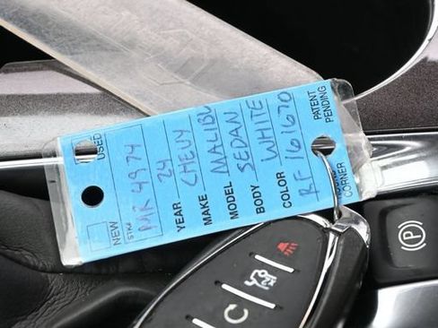 Used 2024 Chevrolet Malibu LT FWD image 27