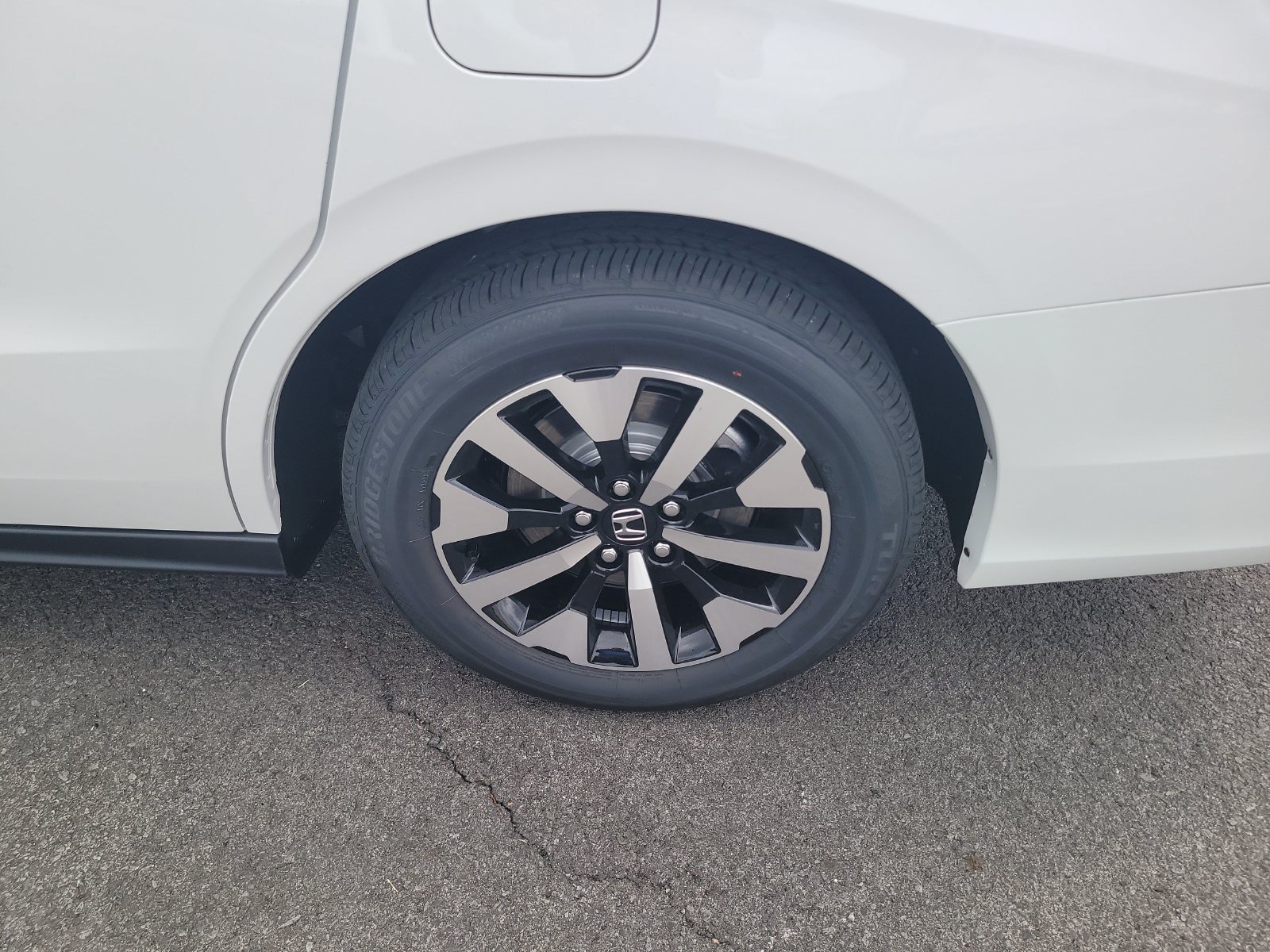 New 2027 Honda Odyssey EX-L image 7