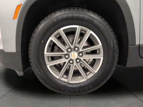 Used 2023 Chevrolet Traverse LT w/ LPO, Floor Liner Package AWD/4WD image 4
