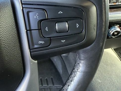 Used 2022 GMC Sierra 1500 SLE image 20