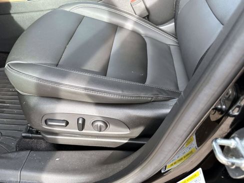 Certified 2023 Chevrolet TrailBlazer ACTIV w/ Convenience Package image 18