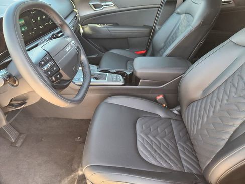New 2026 Kia Sportage X-Line w/ X-Line Premium Package image 9