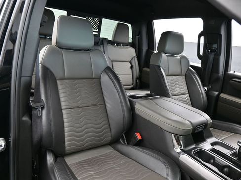 Used 2024 Chevrolet Silverado 1500 ZR2 w/ Technology Package image 51