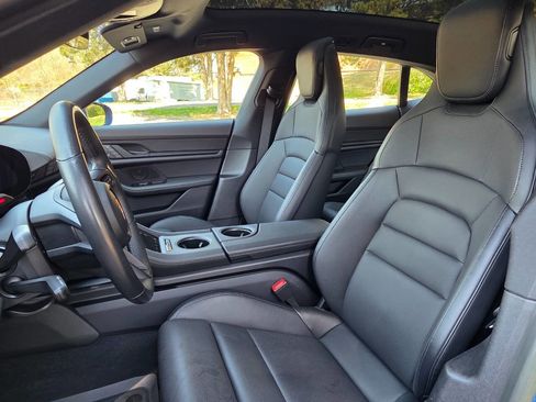 Used 2023 Porsche Taycan 4S AWD/4WD image 90