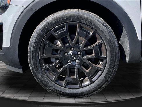 Used 2022 Kia Telluride EX w/ EX Premium Package AWD/4WD image 37