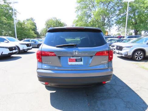 Used 2016 Honda Pilot EX image 5