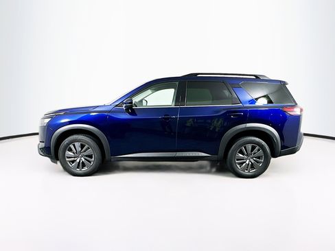 Used 2025 Nissan Pathfinder SV AWD/4WD image 4