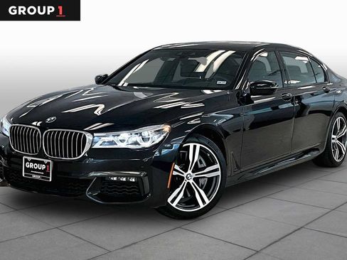 Used 2019 BMW 750i w/ Executive Package RWD image 1
