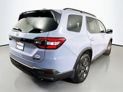 New 2026 Honda Pilot Sport image 7