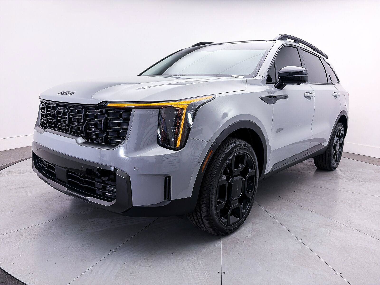 Used 2025 Kia Sorento SX AWD/4WD image 13