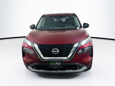 Used 2023 Nissan Rogue S AWD/4WD image 2