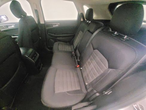 Used 2015 Ford Edge SEL image 18