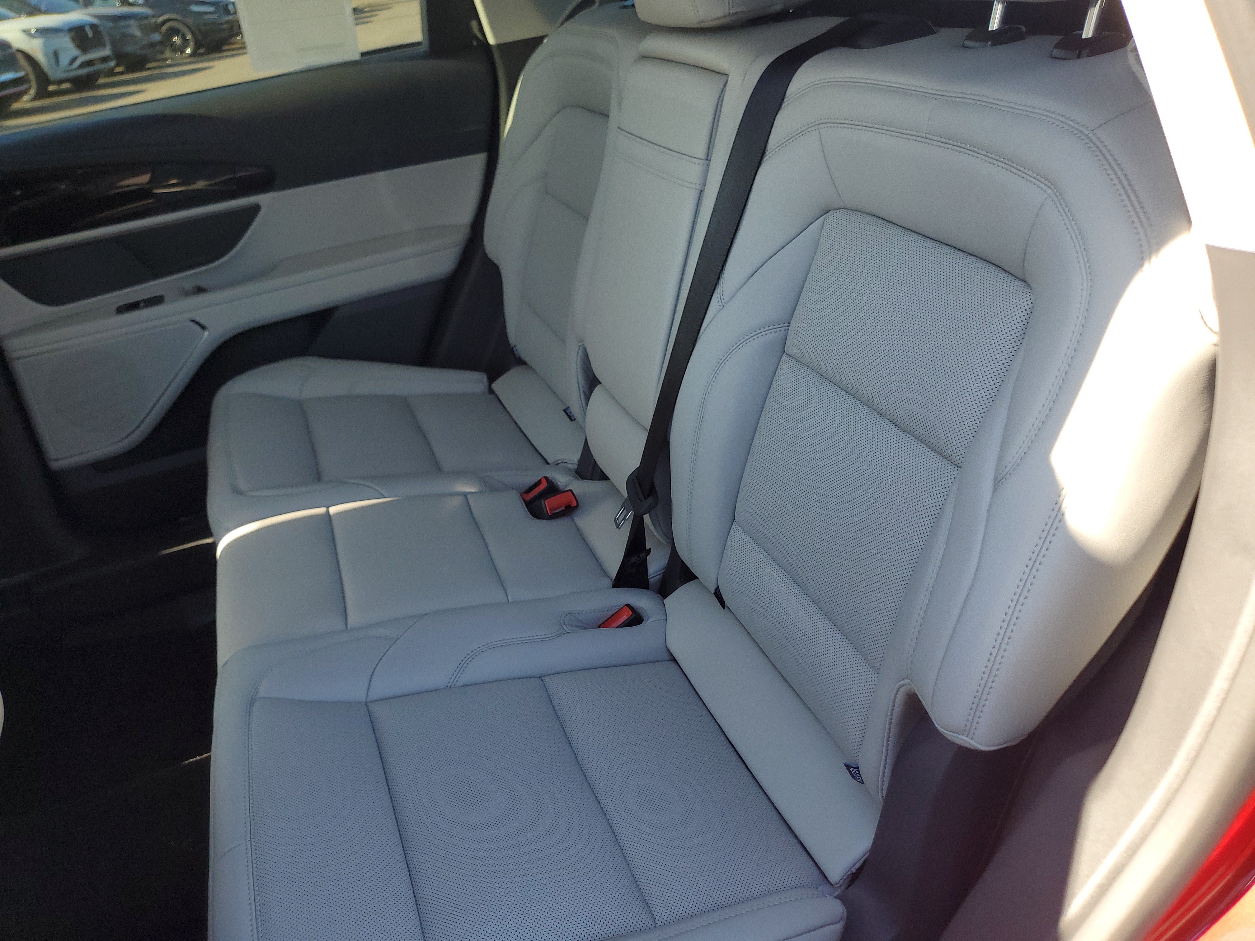 New 2026 Lincoln Nautilus Premier AWD/4WD image 30