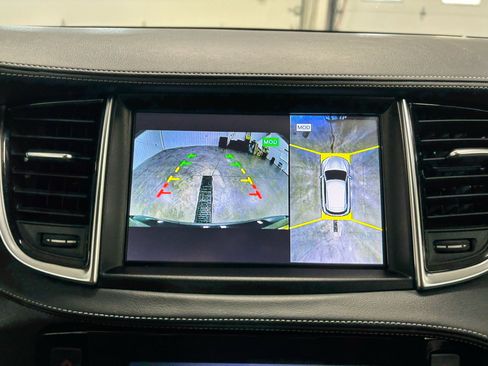 Used 2019 INFINITI QX50 Essential w/ Premium Heat Package image 8