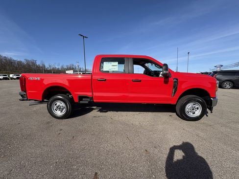 New 2026 Ford F250 XL w/ XL Chrome Package image 6