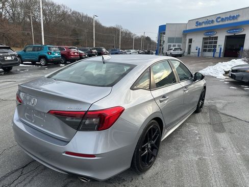 Used 2022 Honda Civic Sport image 5
