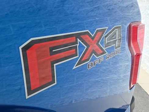 Used 2019 Ford F150 Lariat image 11