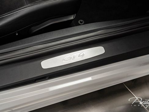 Used 2020 Porsche 718 Cayman GT4 image 36