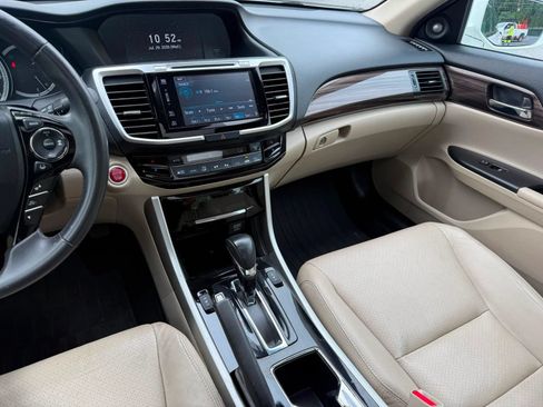 Used 2016 Honda Accord EX-L image 18
