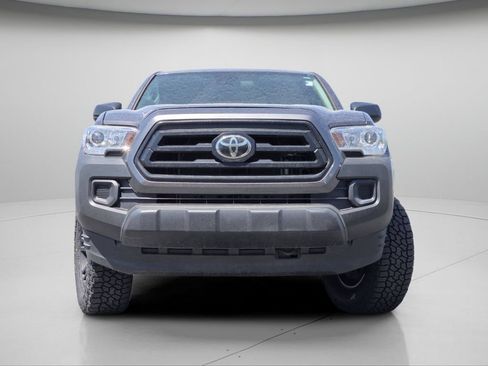 Used 2021 Toyota Tacoma SR AWD/4WD image 3
