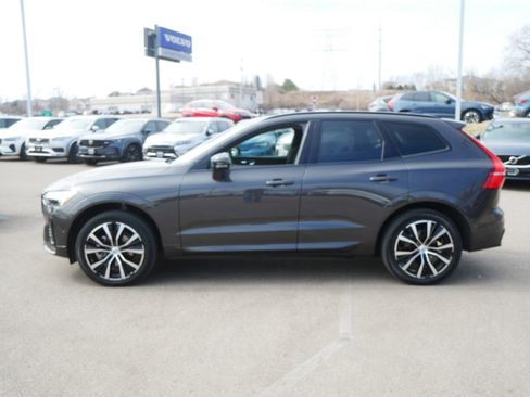 Certified 2025 Volvo XC60 B5 Plus image 4