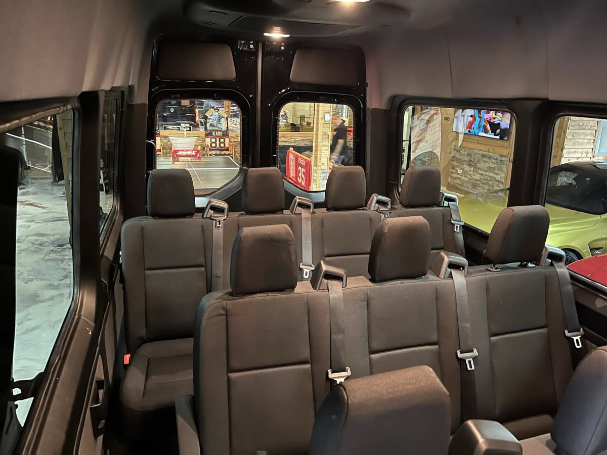 Used 2025 Mercedes-Benz Sprinter 2500 image 25