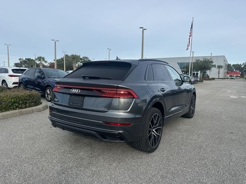 Used 2019 Audi Q8 Prestige w/ Luxury Package image 5