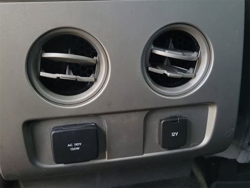 Used 2013 Ford F150 Lariat w/ Luxury Equipment Group image 12