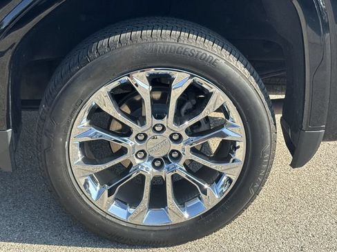 Used 2024 GMC Sierra 1500 Denali w/ Denali Reserve Package AWD/4WD image 34