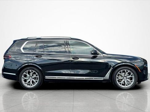 Used 2024 BMW X7 xDrive40i image 6