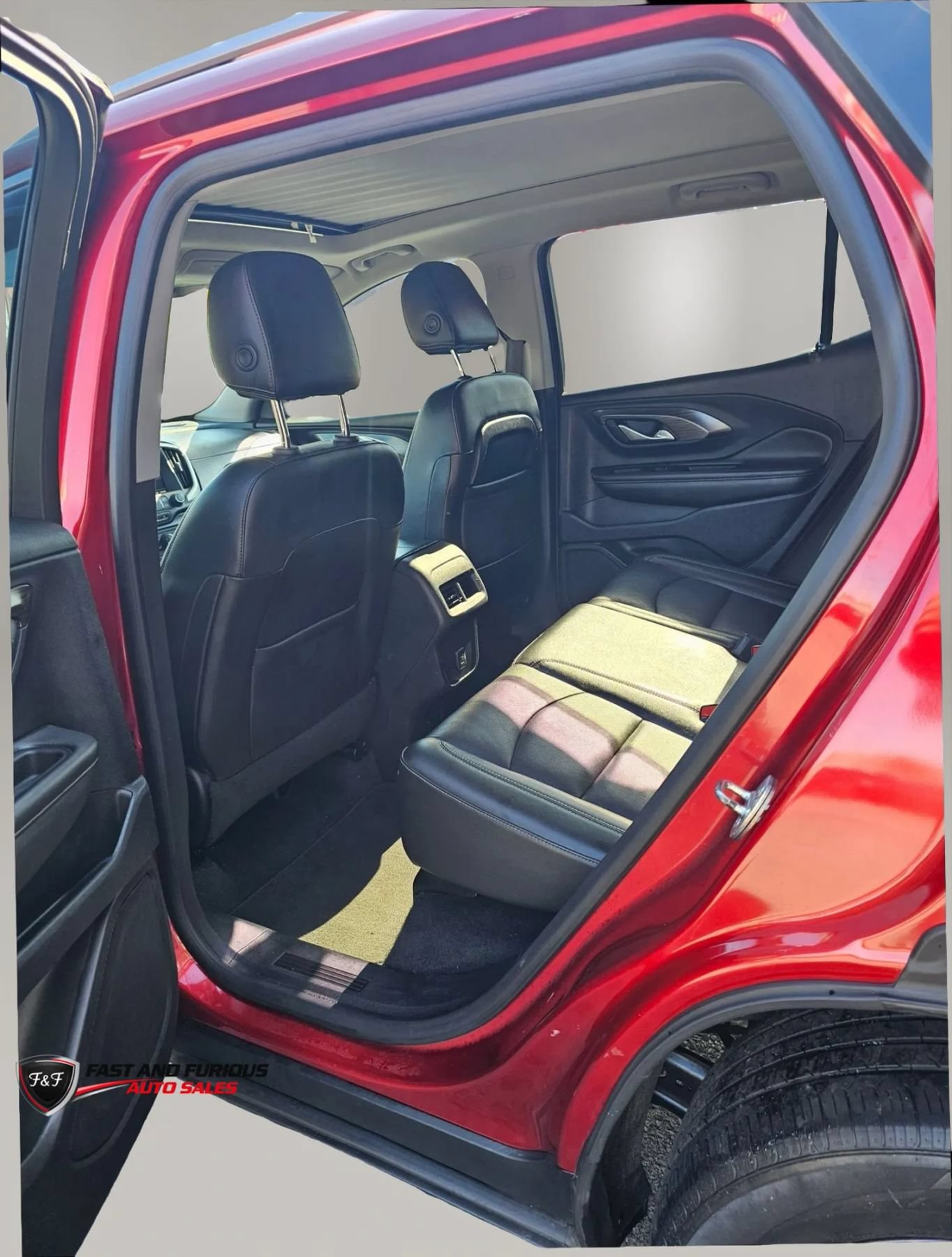 Used 2022 GMC Terrain SLT FWD image 7