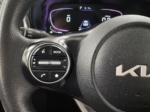 Used 2023 Kia Soul LX w/ Option Group 015 FWD image 29