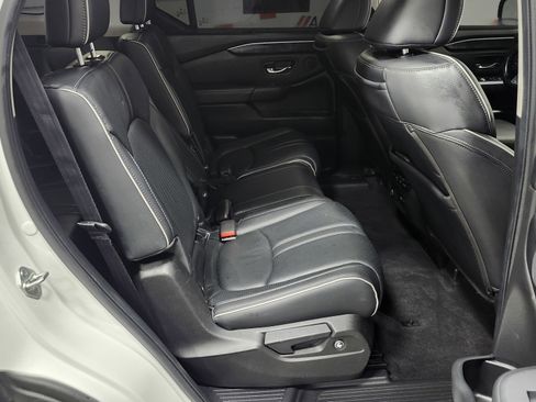 Used 2023 Honda Pilot Elite image 24