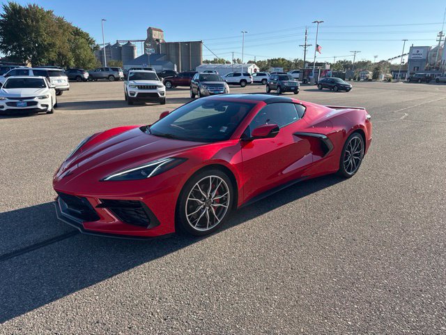Used 2024 Chevrolet Corvette Stingray Preferred Cpe RWD image 3