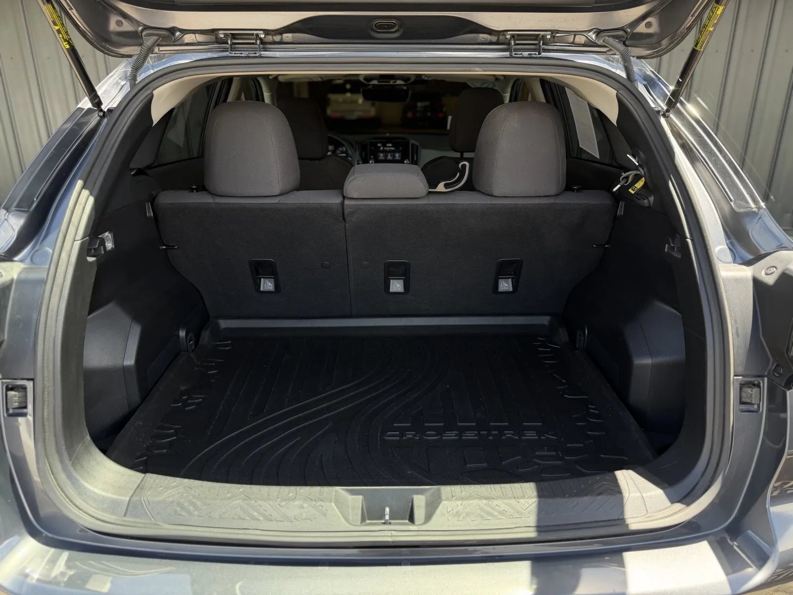 Used 2025 Subaru Crosstrek 2.5i Premium AWD/4WD image 16