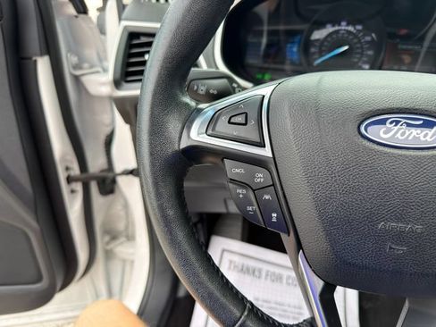 Used 2019 Ford Edge SEL w/ Equipment Group 201A FWD image 37
