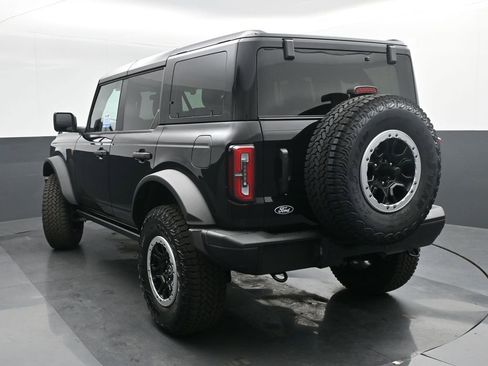 New 2026 Ford Bronco Badlands image 4