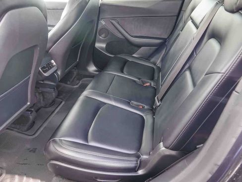 Used 2024 Tesla Model Y Long Range image 16