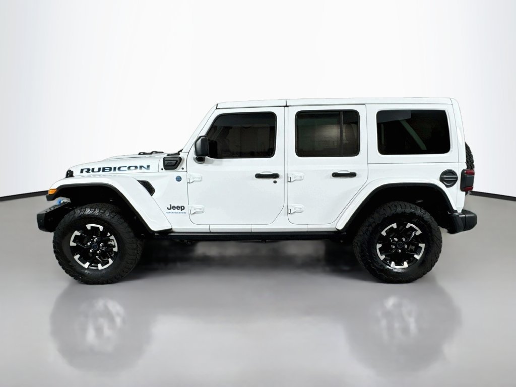 Used 2024 Jeep Wrangler Unlimited Rubicon 4xe AWD/4WD image 10