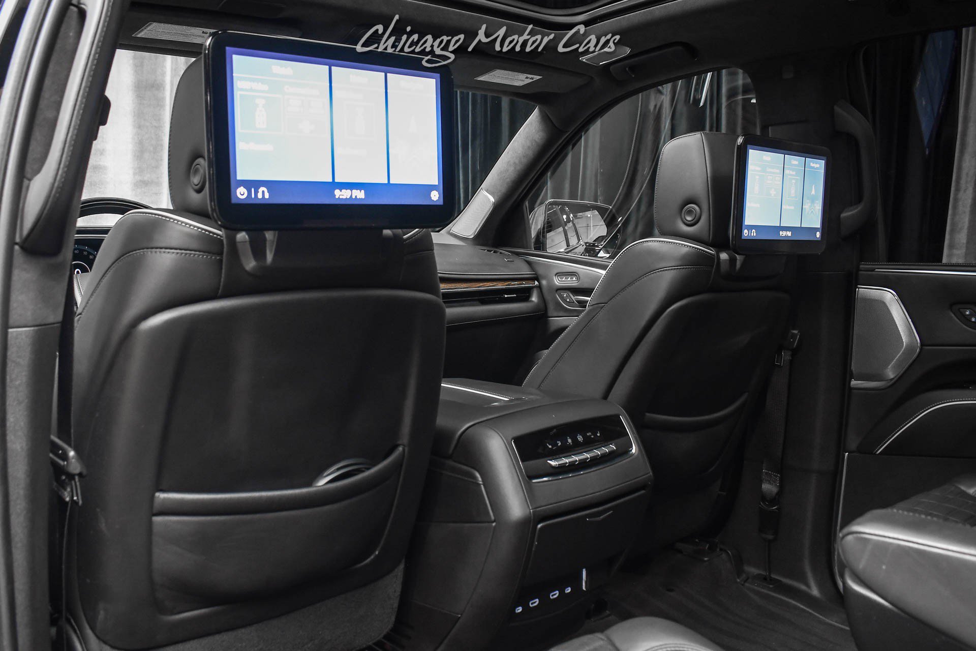 Used 2021 Cadillac Escalade Sport Platinum w/ LPO, ONYX Package AWD/4WD image 28