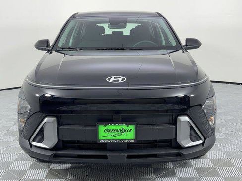 New 2026 Hyundai Kona SE image 6